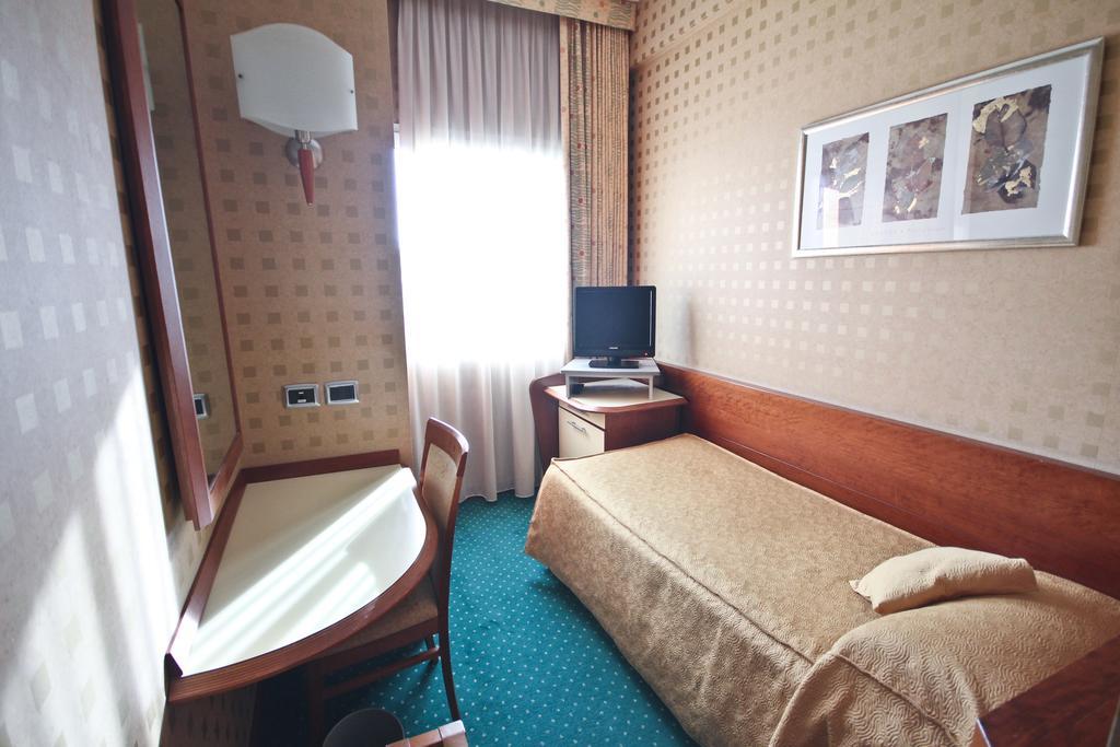 Millennhotel Bologna Esterno foto